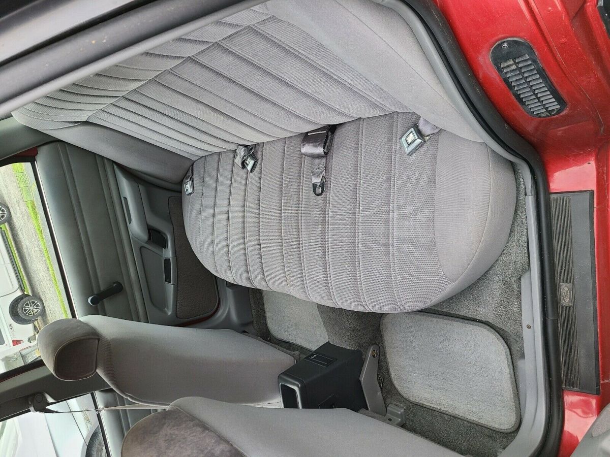 1989 Ford Tempo GL - photo 9