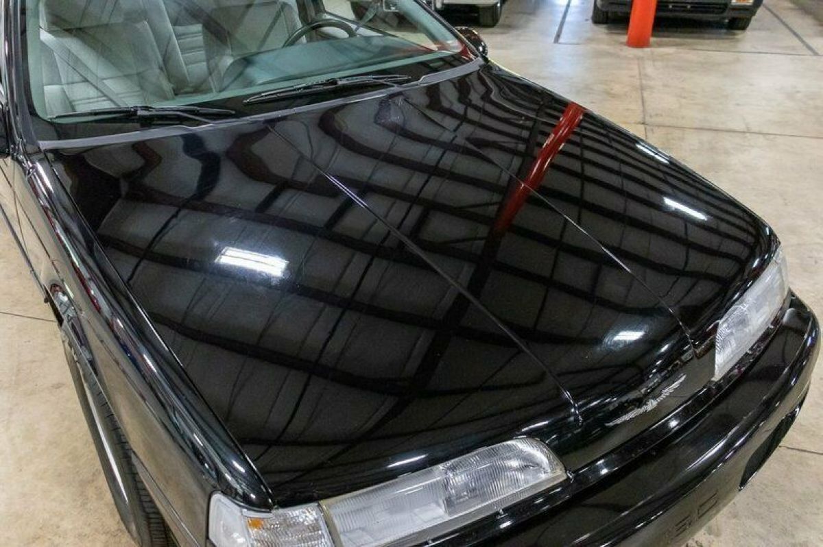 1989 Ford Thunderbird - photo 9
