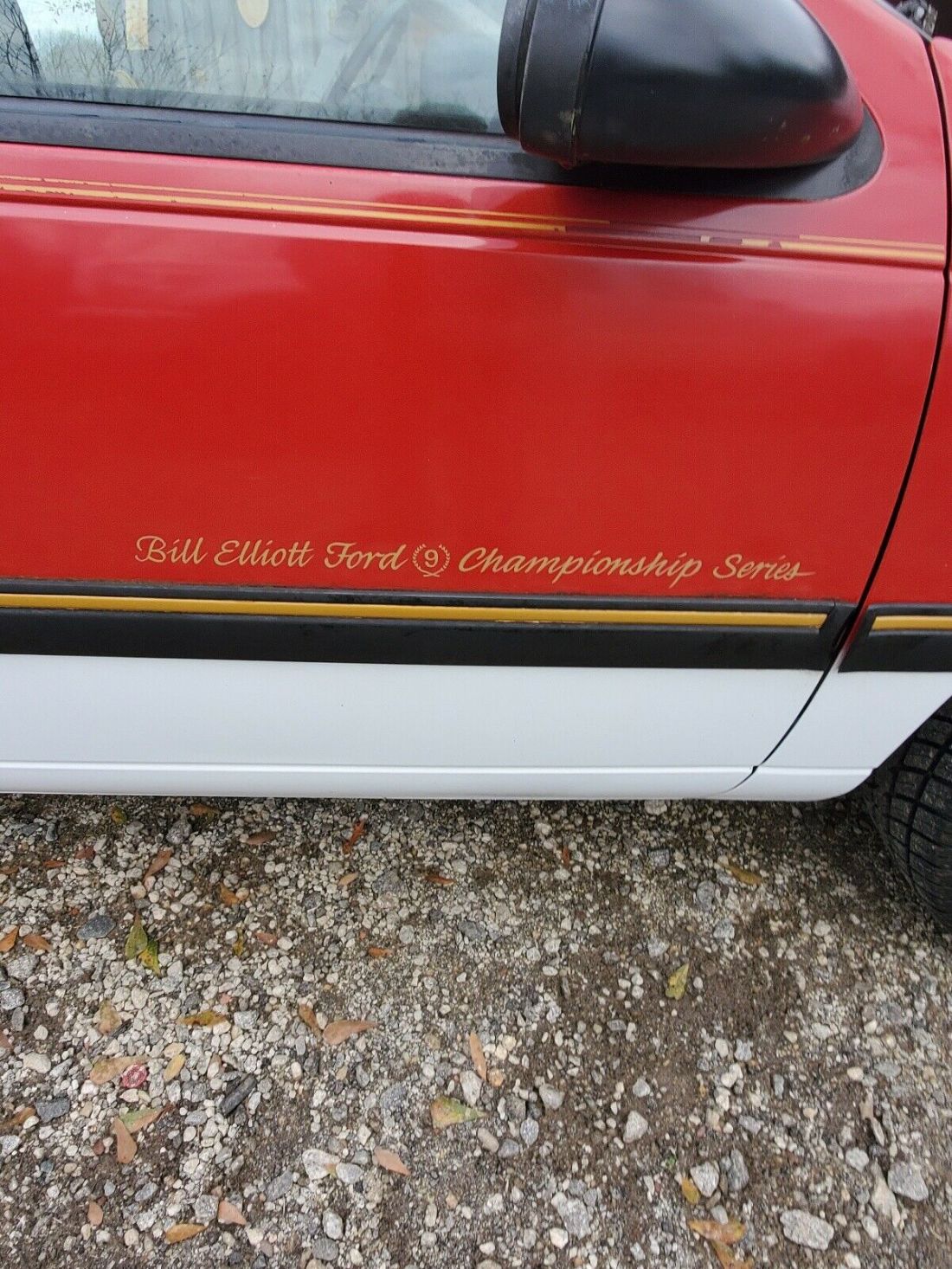 1989 Ford Thunderbird - photo 2