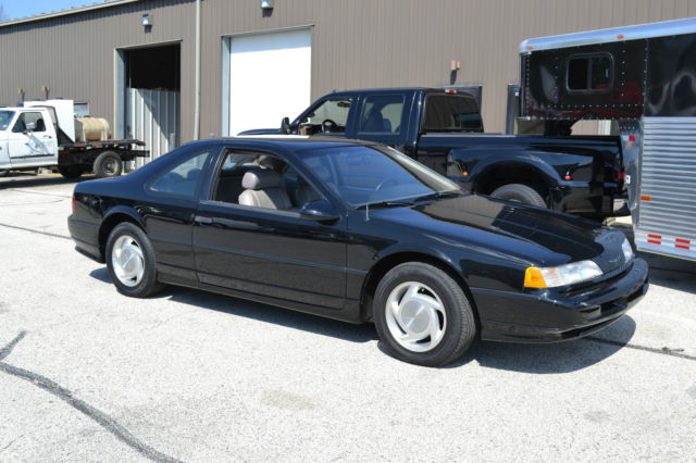 1989 Ford Thunderbird Super Coupe Black Like New 1-Owner Leather 6 Cylinder 1989 Ford Thunderbird