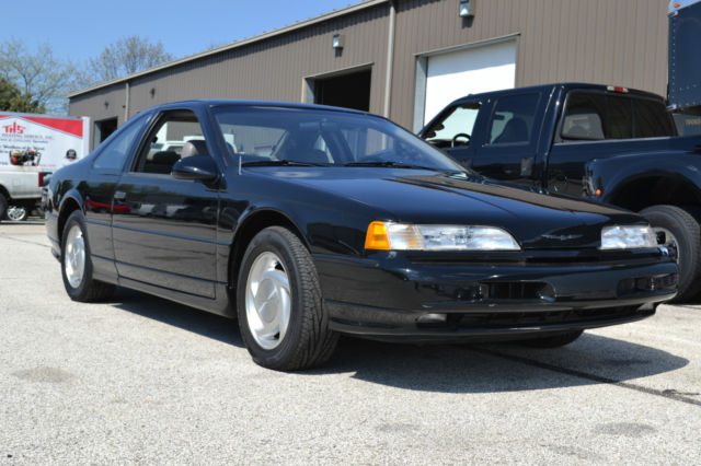1989 Ford Thunderbird - photo 2