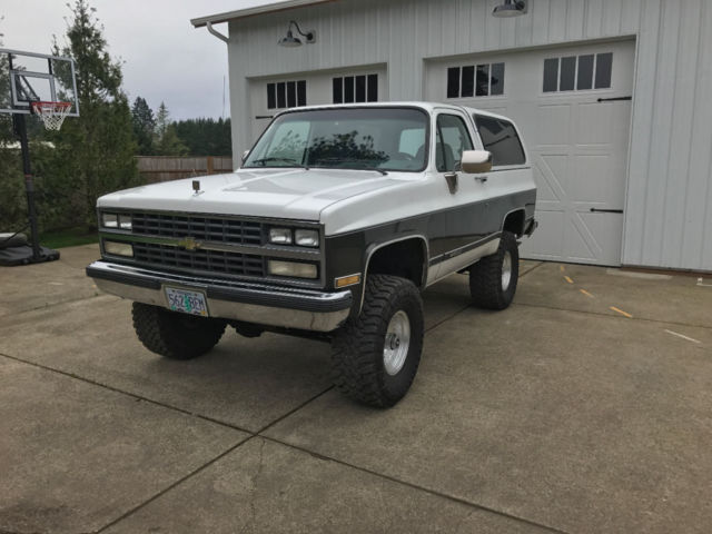 1989 Full Size K5 Blazer - Recent rebuilt engine, New Tires and Lift! 1989 Chevrolet Blazer 1989 Chevrolet (Chevy) K5 Full Size Blazer - New E