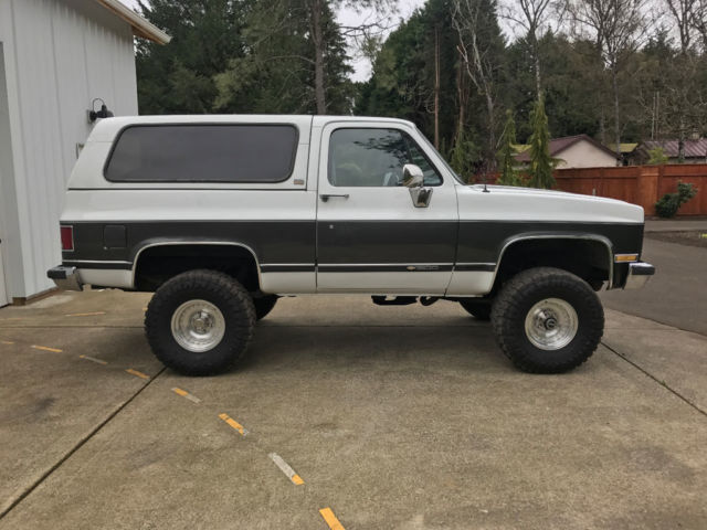 1989 Chevrolet Blazer 1989 Chevrolet (Chevy) K5 Full Size Blazer - New E - photo 4