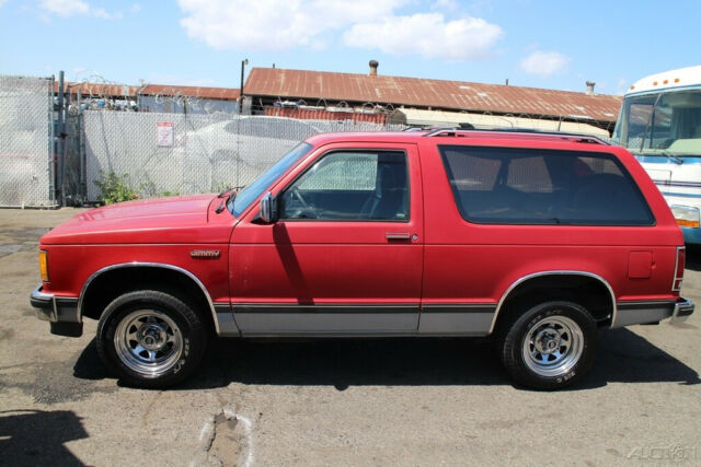 1989 GMC Jimmy - photo 2
