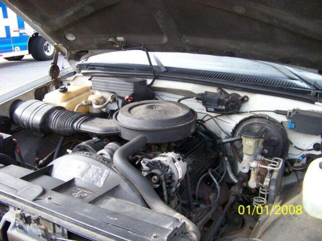 1989 GMC Sierra 1500 white - photo 3