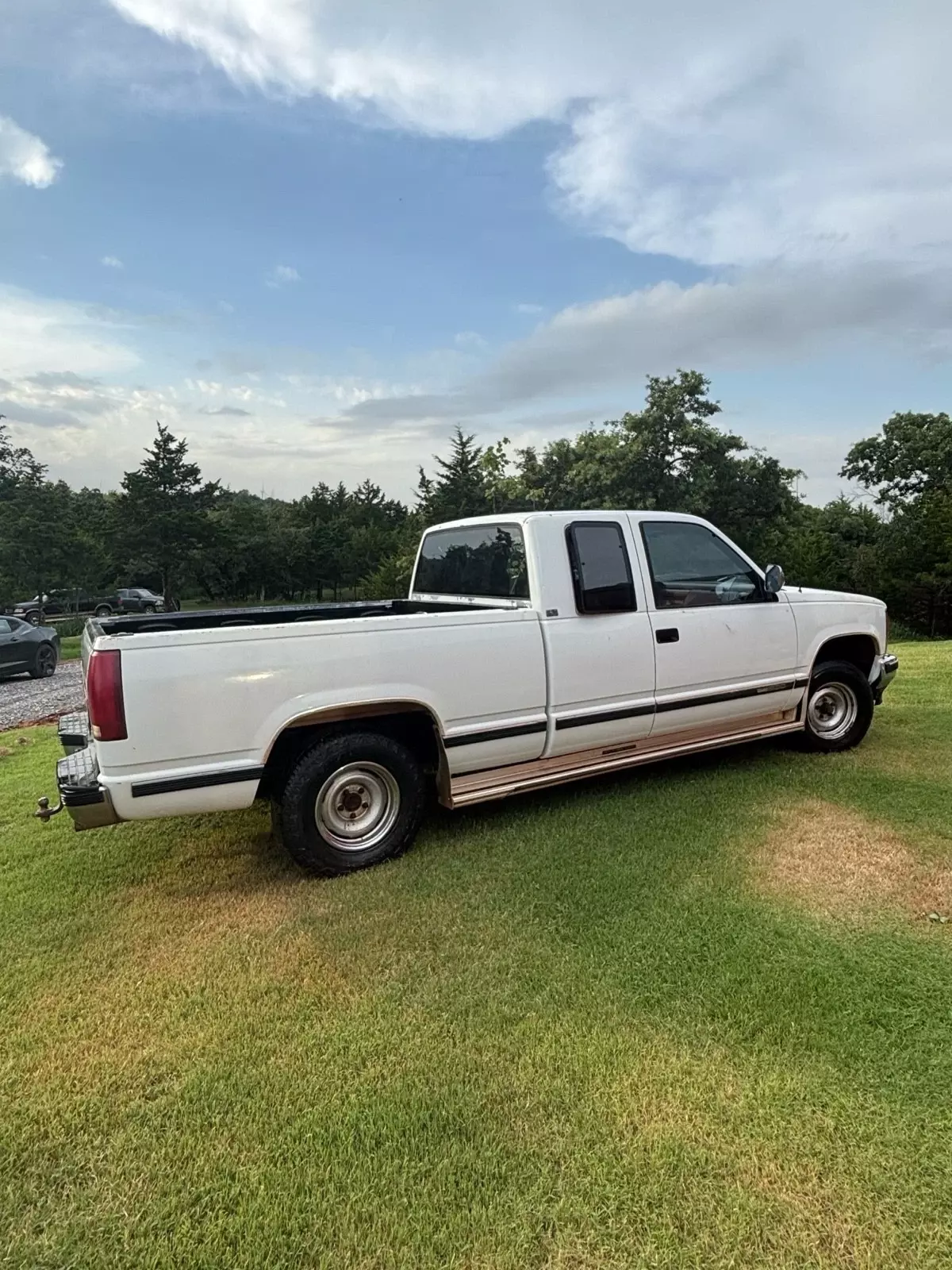 1989 GMC Sierra Pickup White C1500 1989 GMC Sierra C1500