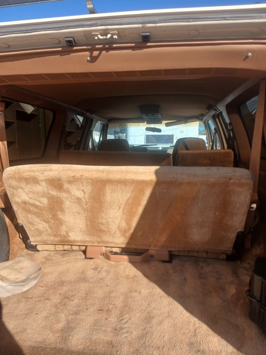 1989 GMC Suburban V15 CONVENTIONAL - photo 12