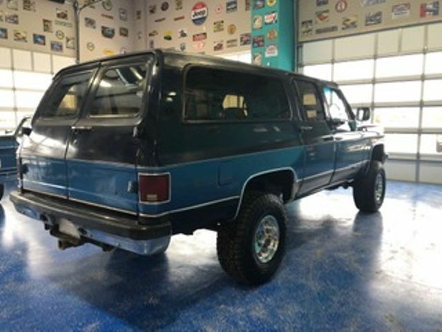 1989 GMC Suburban -- - photo 7