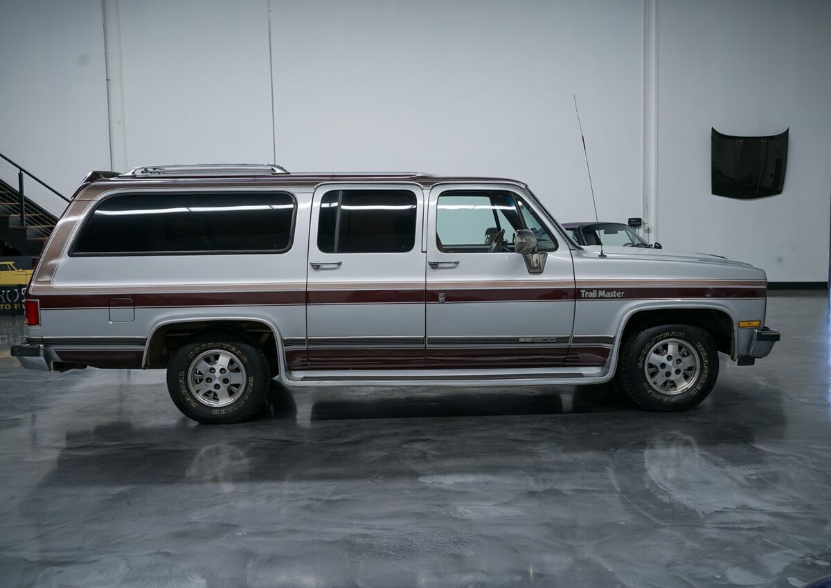 1989 GMC Suburban - photo 4
