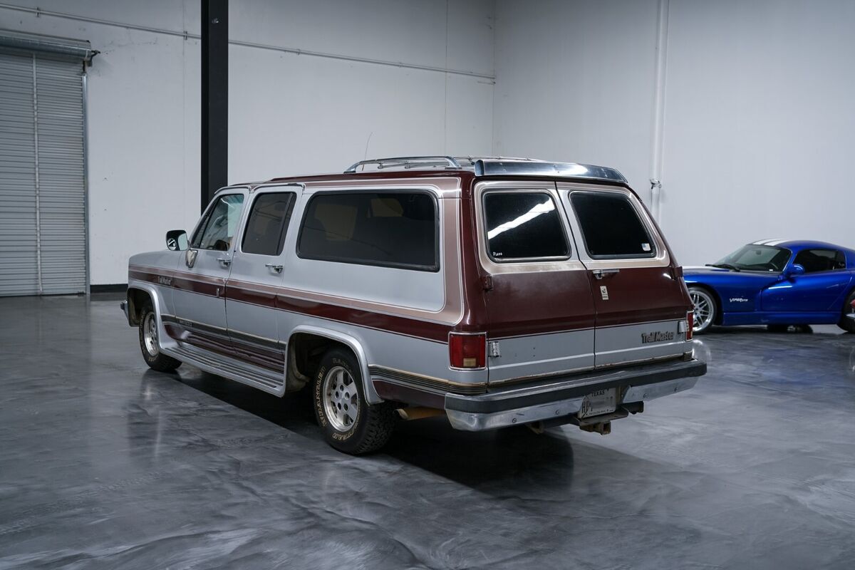 1989 GMC Suburban - photo 7