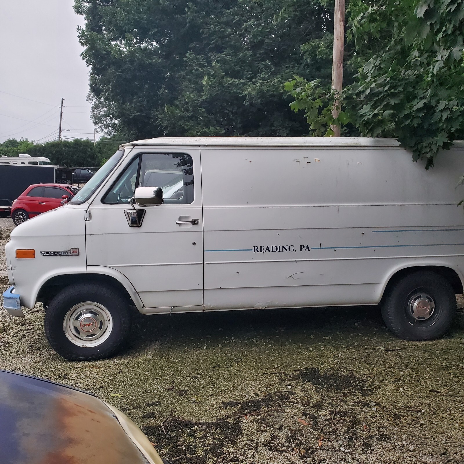 1989 GMC Vandura G2500 - photo 2