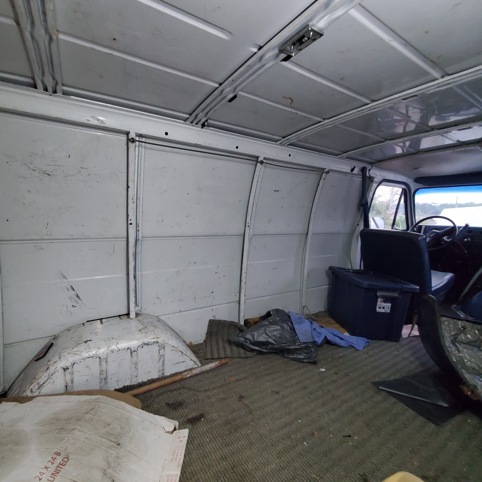1989 GMC Vandura G2500 - photo 5