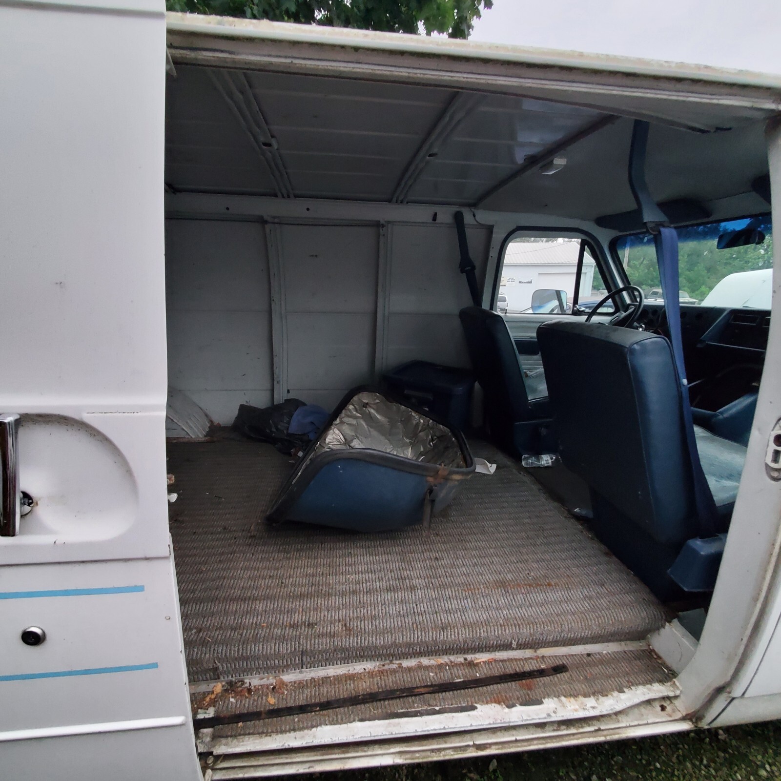 1989 GMC Vandura G2500 - photo 9