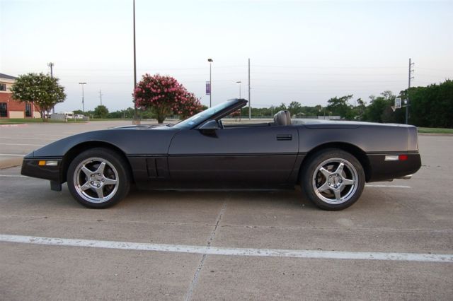 1989 Chevrolet Corvette LOW MILES, RARE COLOR - photo 3