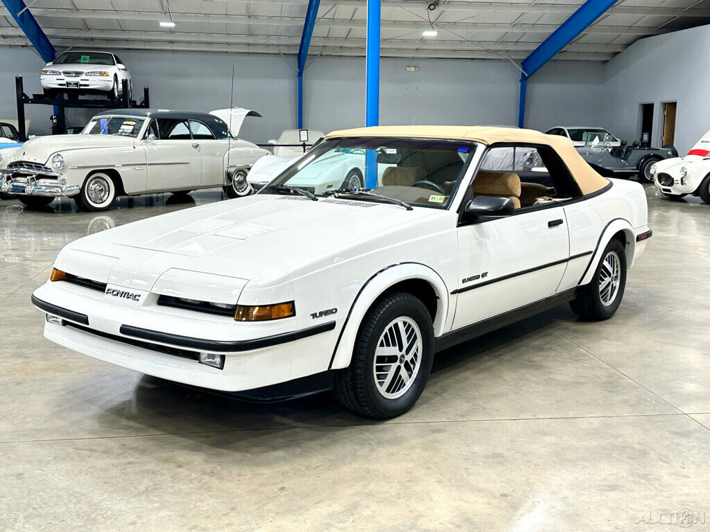 1989 Pontiac Sunbird GT Turbo - photo 11