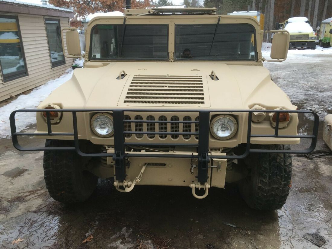 1989 Hummer H1 - photo 2