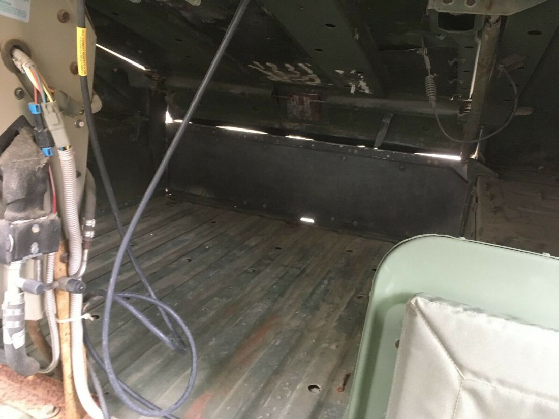 1989 Hummer H1 - photo 8