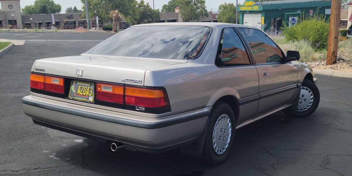 1989 Honda Accord LXI - photo 2