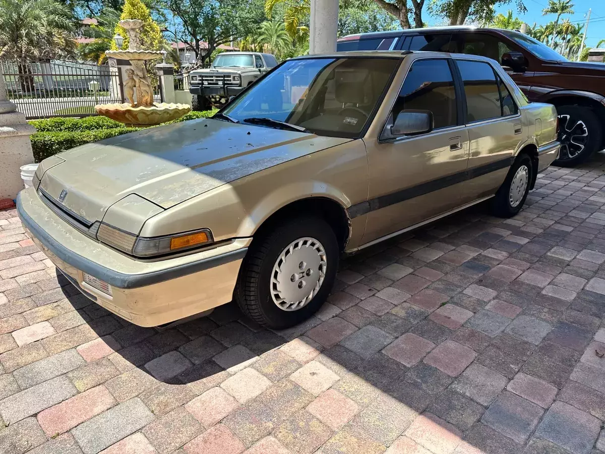 1989 honda accord lx sedan 4-door 2.0l 1989 Honda Accord LX