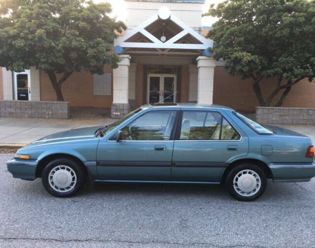 1989 Honda Accord LX-i - photo 2