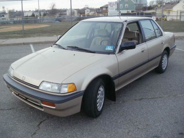 1989 Honda Civic LX 4dr Sedan 61,000 Miles Tan Sedan 1.5L I4 Automatic 4-Speed 1989 Honda Civic LX 4dr Sedan