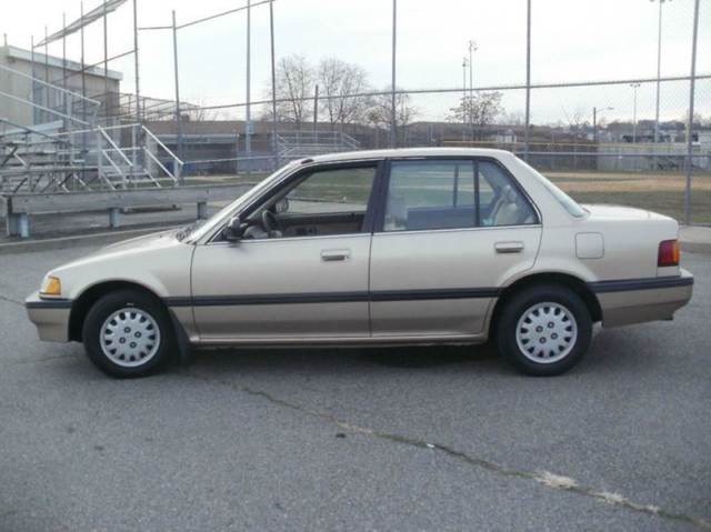 1989 Honda Civic LX 4dr Sedan - photo 2