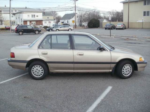1989 Honda Civic LX 4dr Sedan - photo 6