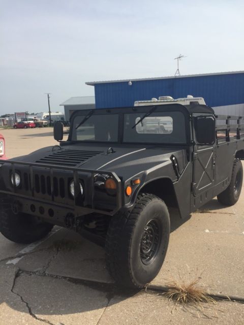 1989 hummer Humvee h1 only 32000 miles street legal title 1980 Hummer H1
