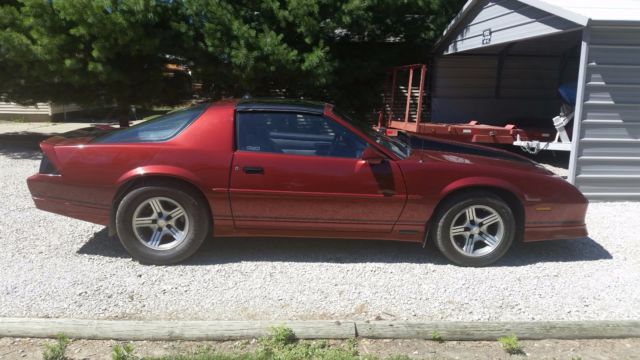 1989 Chevrolet Camaro iroc - photo 2