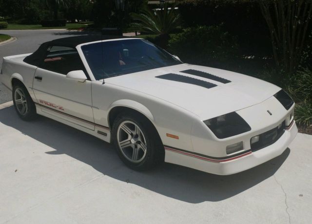 1989 Chevrolet Camaro red - photo 2