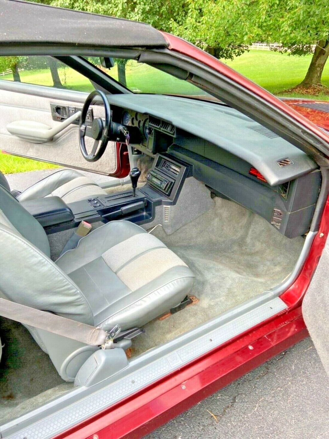 1989 Chevrolet Camaro Iroc - photo 9