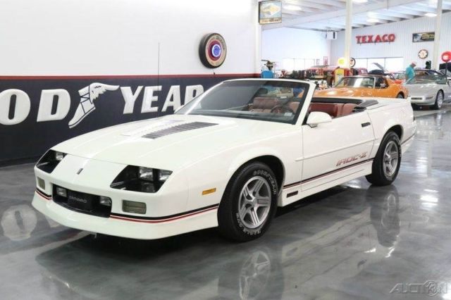 1989 Chevrolet Camaro IROC Z 2dr Convertible - photo 3
