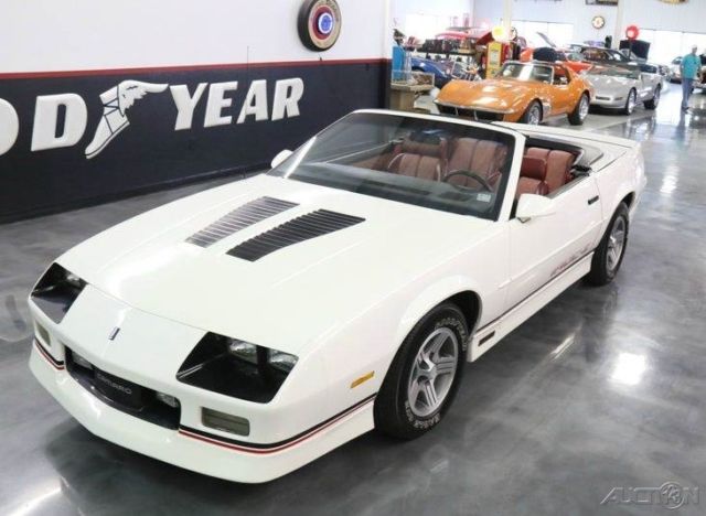 1989 Chevrolet Camaro IROC Z 2dr Convertible - photo 4