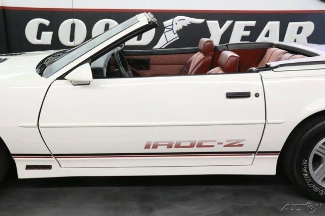 1989 Chevrolet Camaro IROC Z 2dr Convertible - photo 7