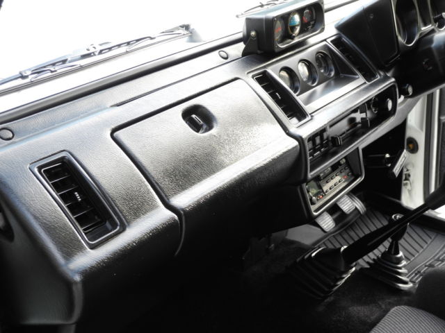 1980 Isuzu Trooper - photo 12