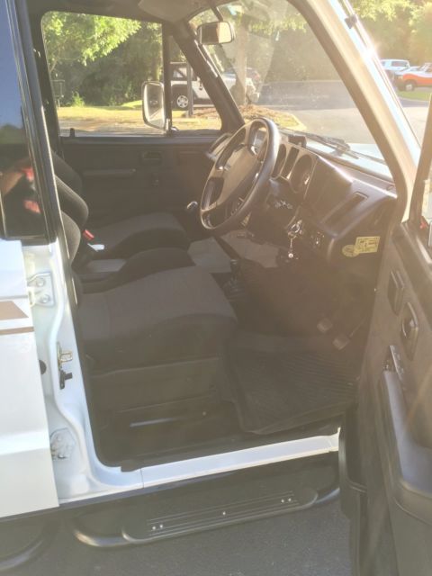 1989 isuzu Irmscher R - photo 8