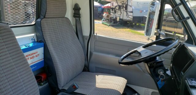 1989 Isuzu NPR - photo 10