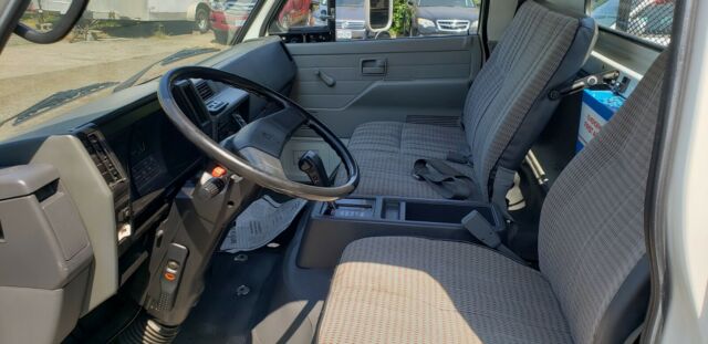 1989 Isuzu NPR - photo 6
