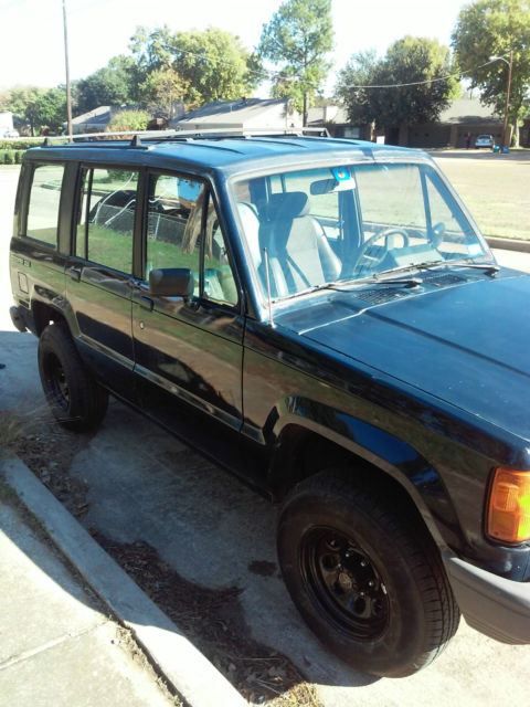 1989 Isuzu Trooper LS Sport Utility 4-Door - photo 3