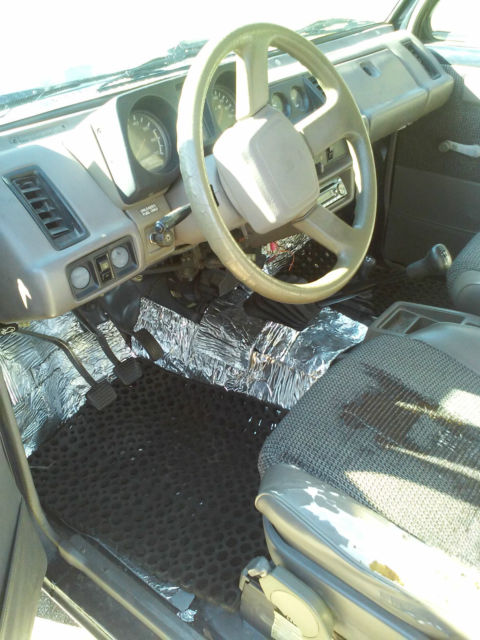 1989 Isuzu Trooper LS Sport Utility 4-Door - photo 6