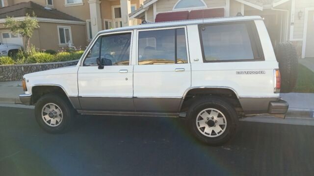 1989 Isuzu Trooper II - photo 4