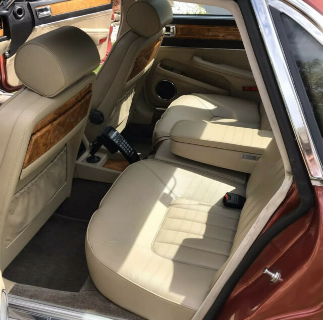 1989 Jaguar XJ6 - photo 11