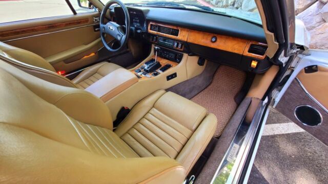1989 Jaguar XJ-Series XJS V12 FREE SHIPPING WITH BUY IT NOW - photo 4