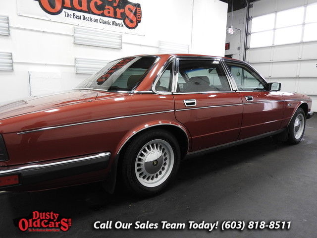 1989 Jaguar XJ Runs Drives Body Inter VGood 3.6L I6 4 spd auto - photo 11