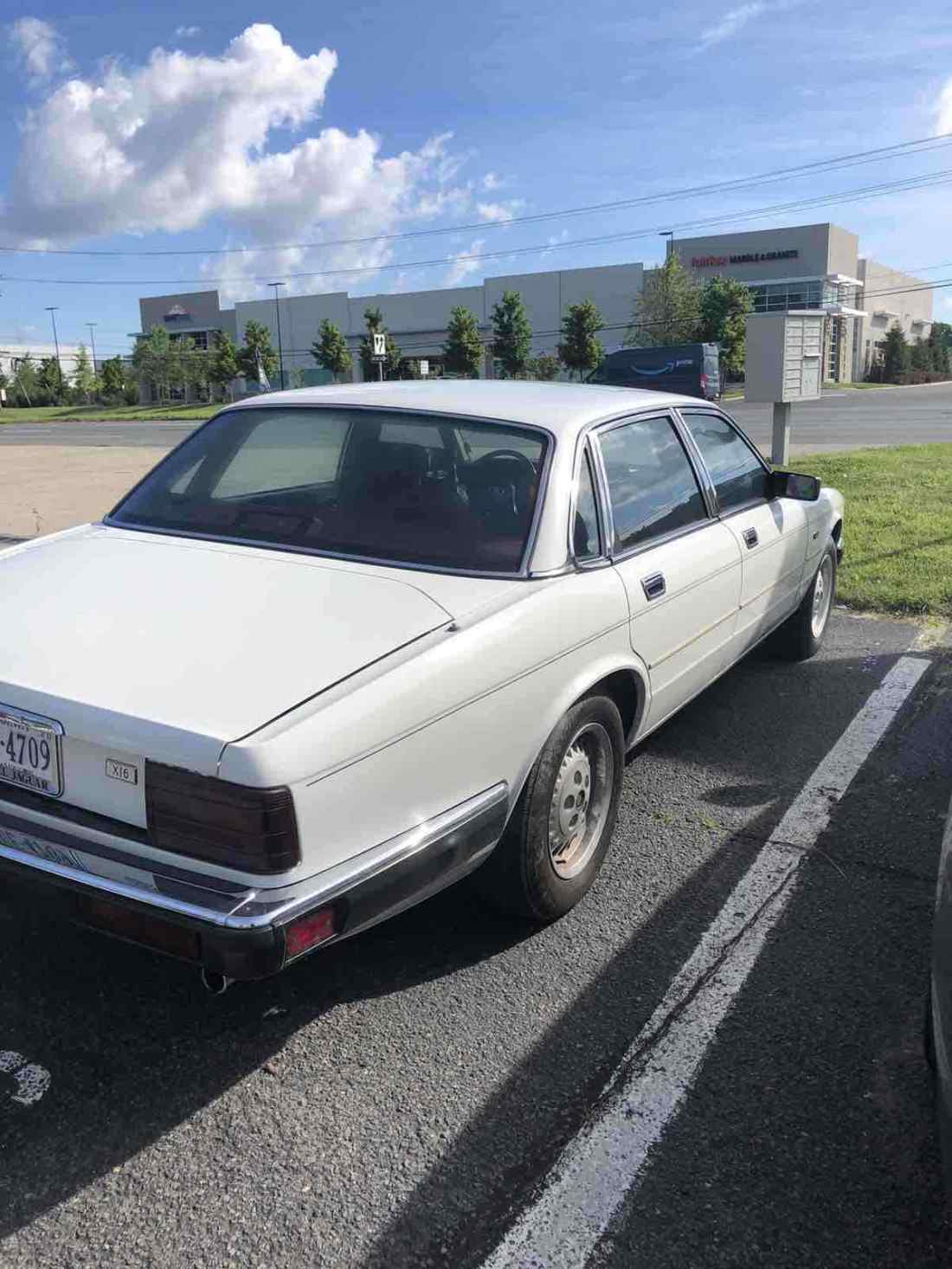 1989 Jaguar XJ6 - photo 4