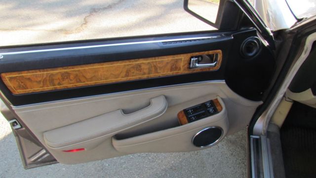 1989 Jaguar XJ6 Vanden Plas - photo 12