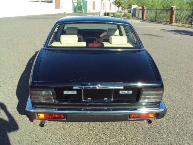 1989 Jaguar XJ Vanden Plas - photo 4