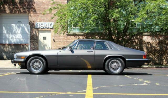 1989 Jaguar XJS -- - photo 5