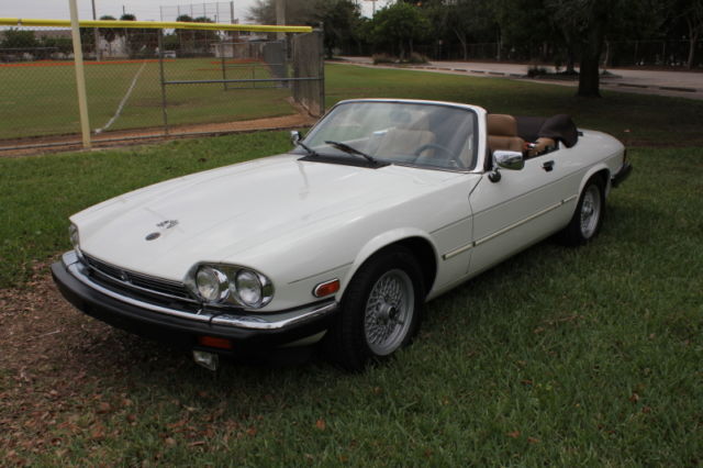 1989 Jaguar XJS Convertible "49,897 Mi- 1st Place winner "Concours D'Elegance" 1989 Jaguar XJS