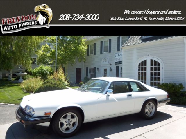 1989 Jaguar XJS, Coupe,2 doors,V-12, automatic, heated seats,Old English White 1989 Jaguar XJ